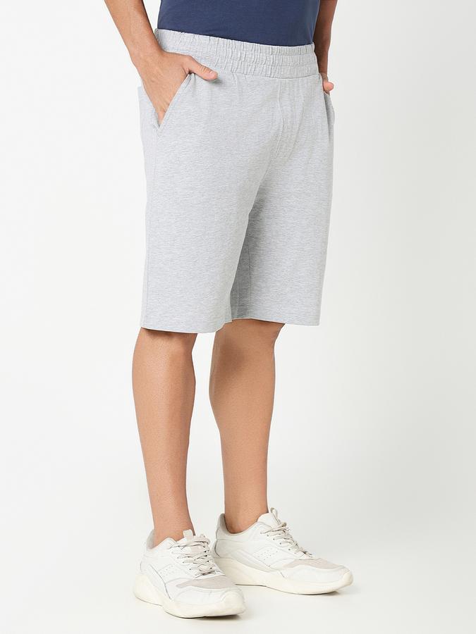 Men Solid Shorts image number 3