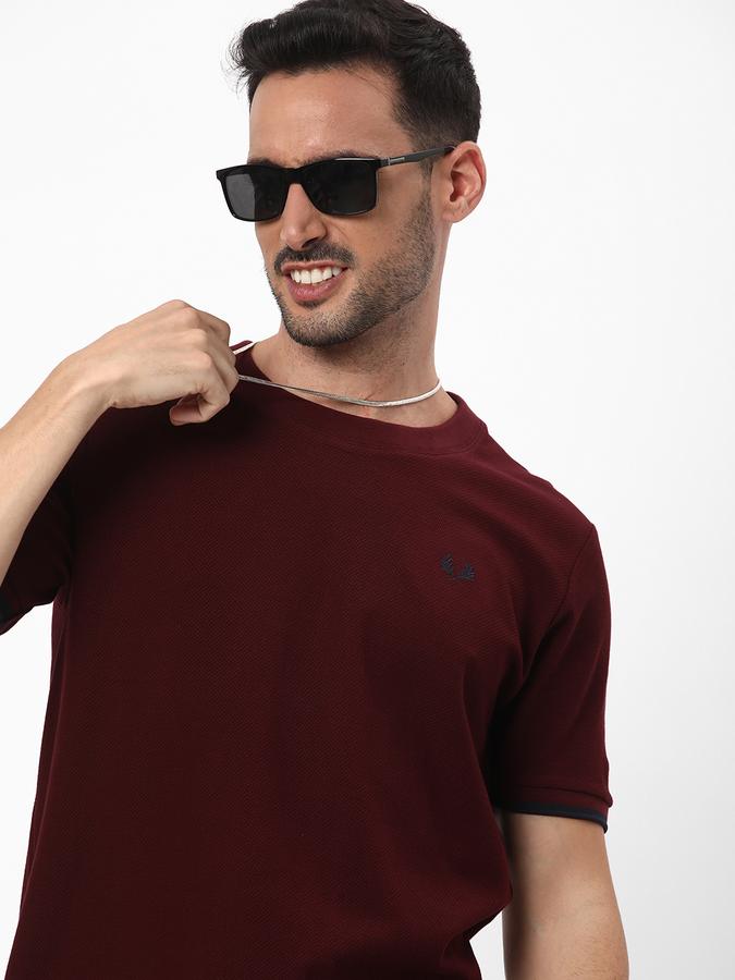 R&B Mens Red T-Shirts image number 0