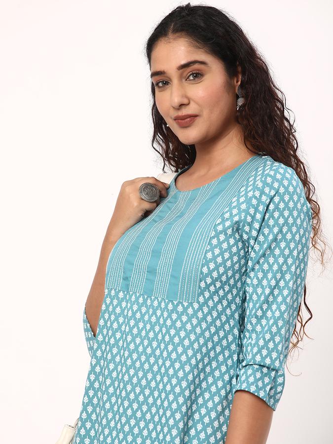 R&B Women's Printed Regular Straight Kurta 3-Q Sleeves image number 0