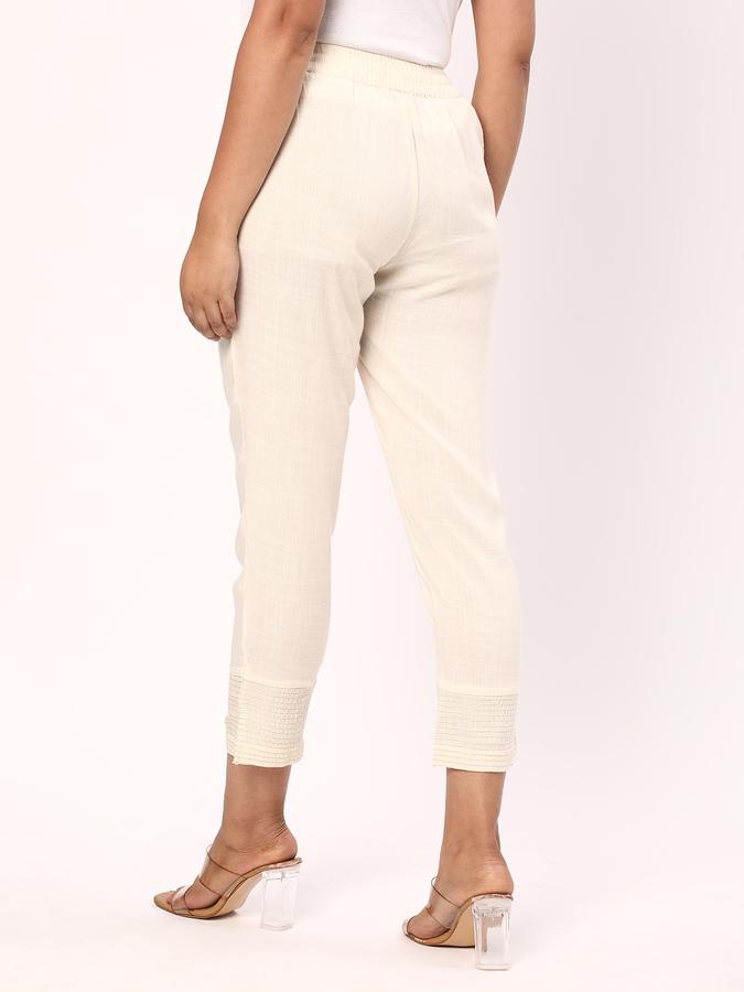 Women Slim Fit Pants image number 2