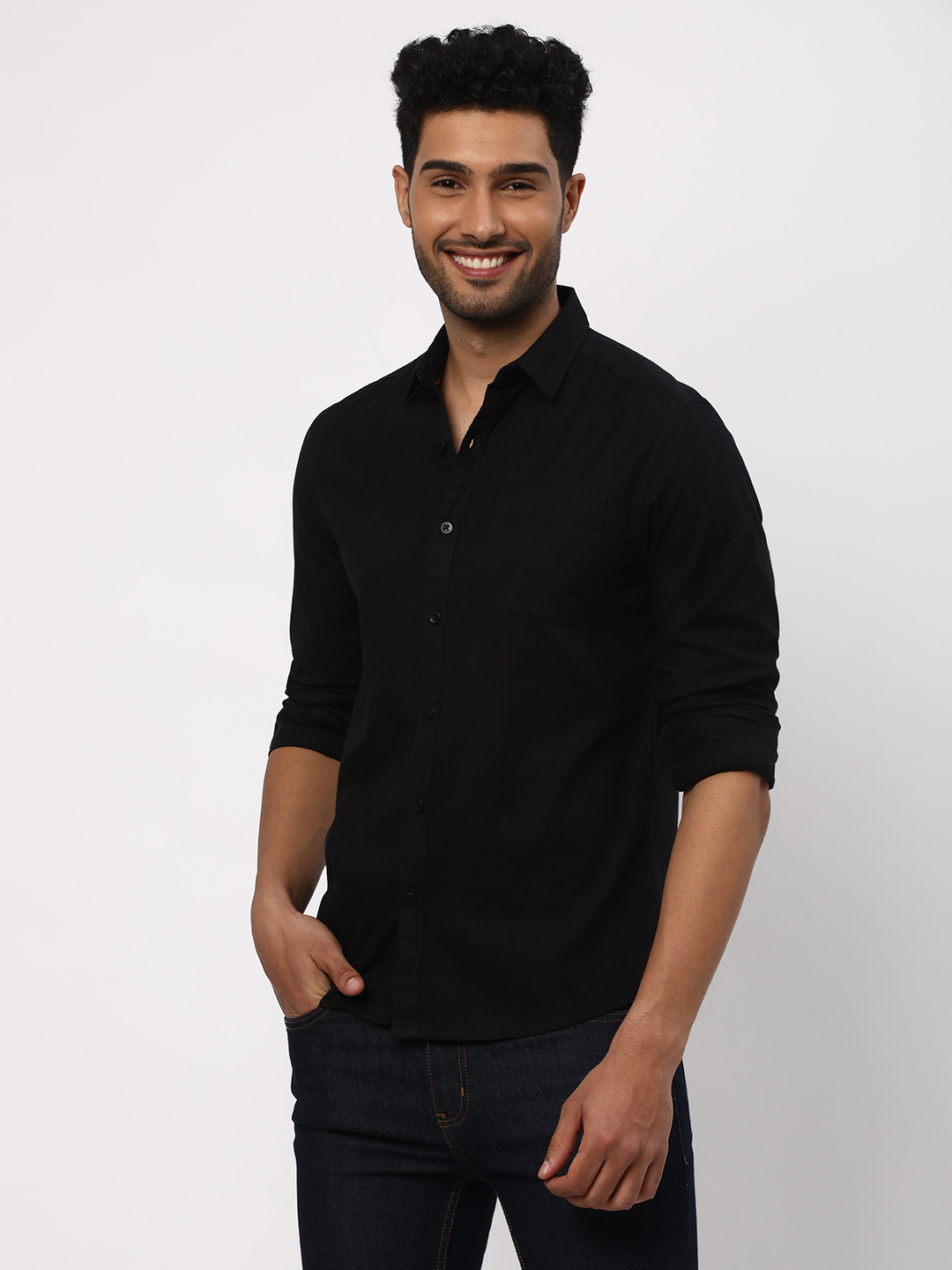 Men Regular Fit Shirt with Patch Pocket image number 5