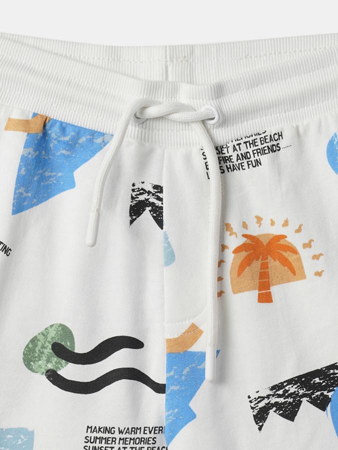 Boys Tropical Print Regular Fit Shorts image number 3