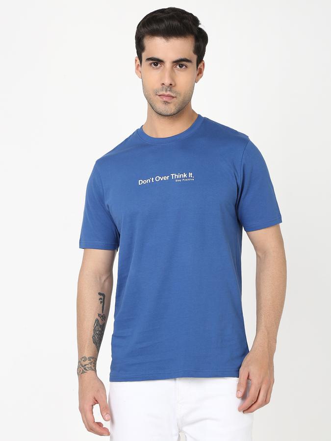 Men Typographic Print Regular Fit Crew-Neck T-Shirt image number 0