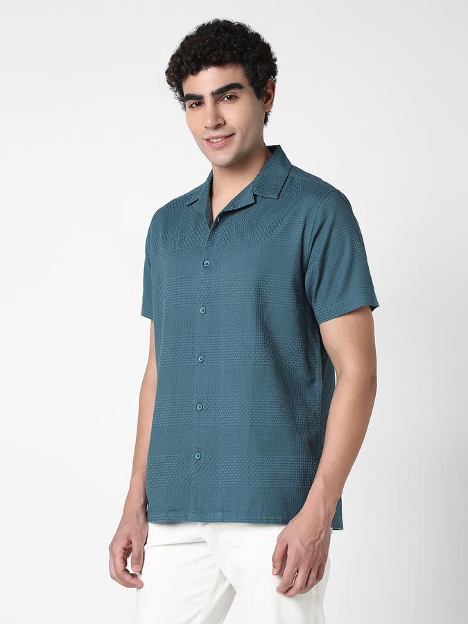 Men Cotton Relaxed Fit Camp Collar Solid Shirt