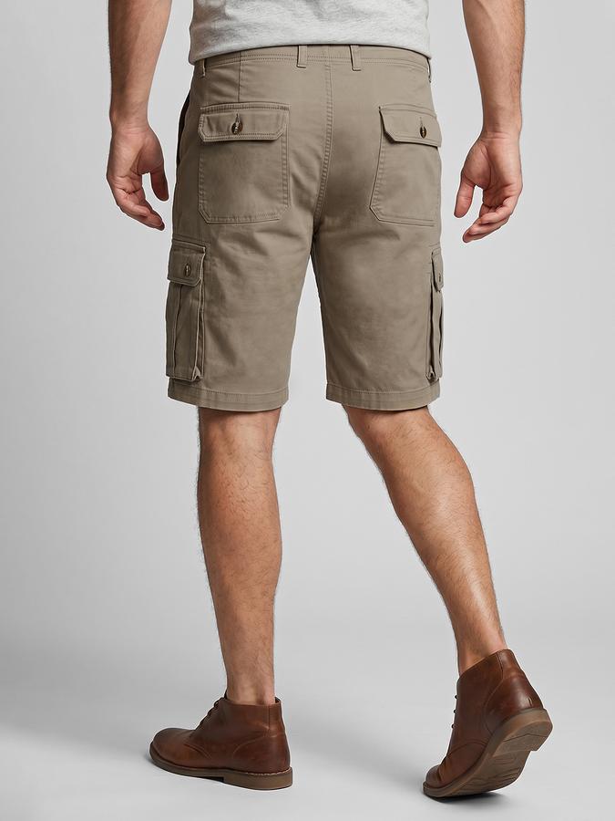 R&B Beige Men Knee Length Mid-Rise Relaxed Fit Shorts