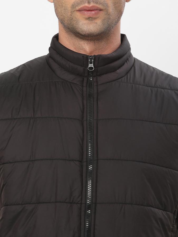 Men Regular Fit Quilted Bomber Jacket image number 3
