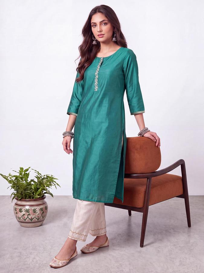 R&B Women Green Solid Round Neck Three-Quarter Sleeves Straight Kurta