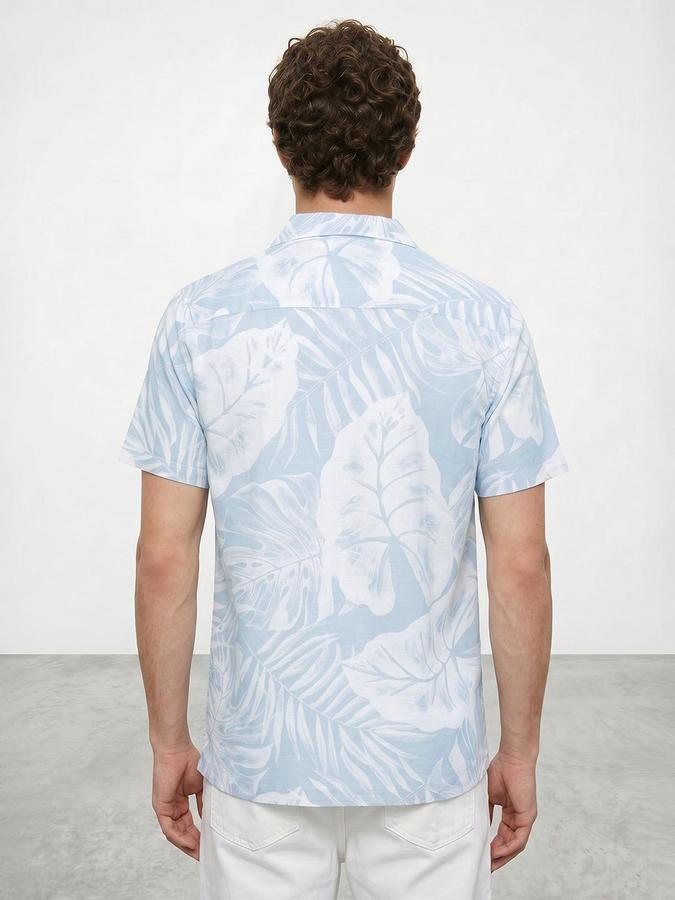 R&B Men Blue Floral Print Resort Collar Short Sleeves Regular Fit Shirt
