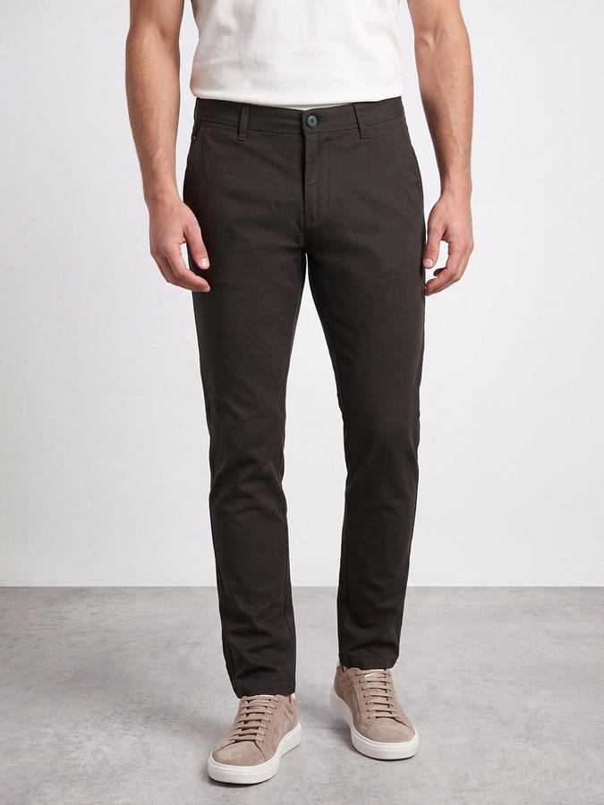 R&B Men Olive Mid Rise Regular Fit Chinos