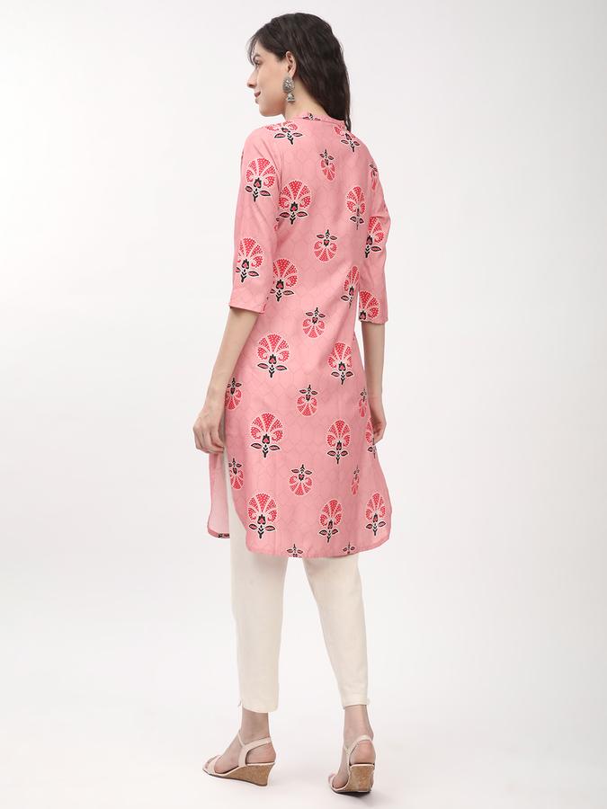Women's regular fit casual pink floral butta printed kurta with 3/4th sleeves image number 2