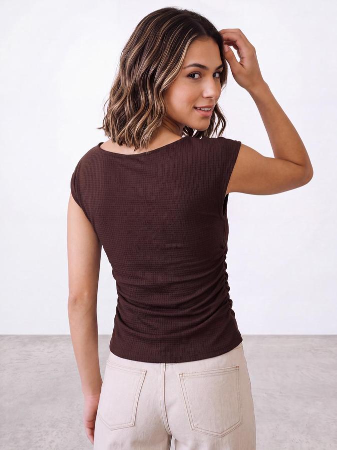 R&B Womens Brown Round Neck Cap Sleeve Solid Top