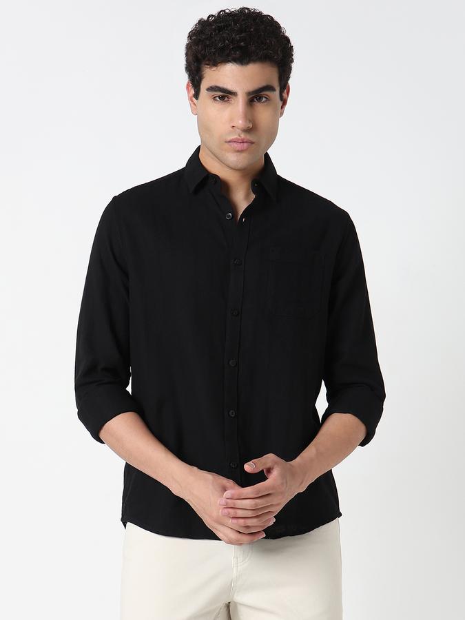 Men Solid Casual Shirt image number 1