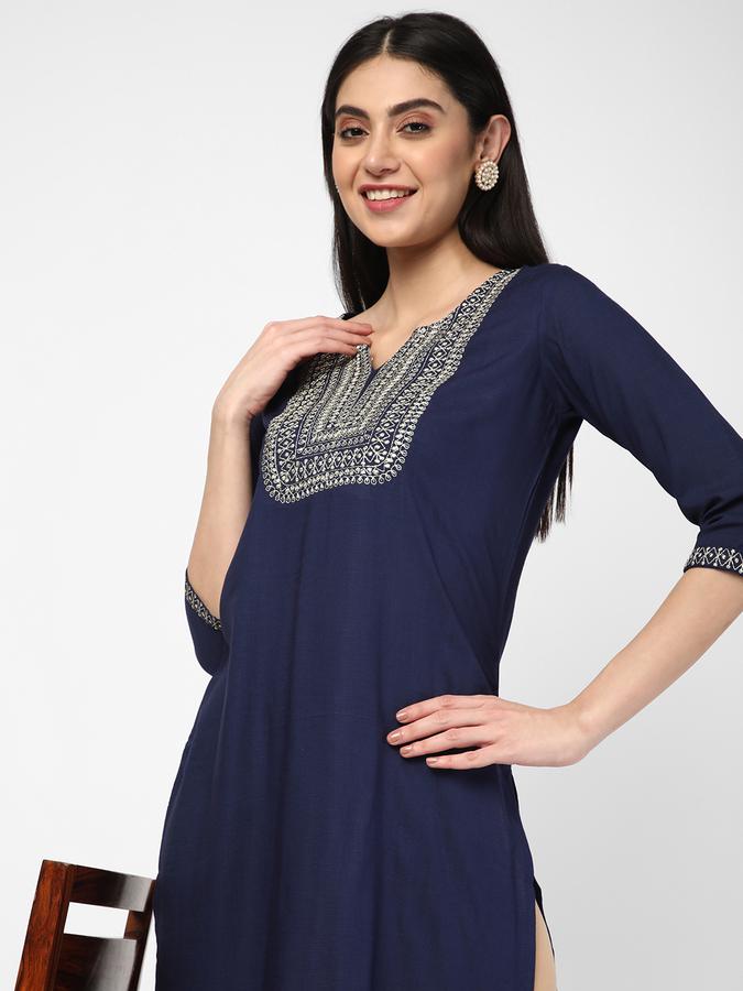 R&B Women Blue Kurtas image number 0