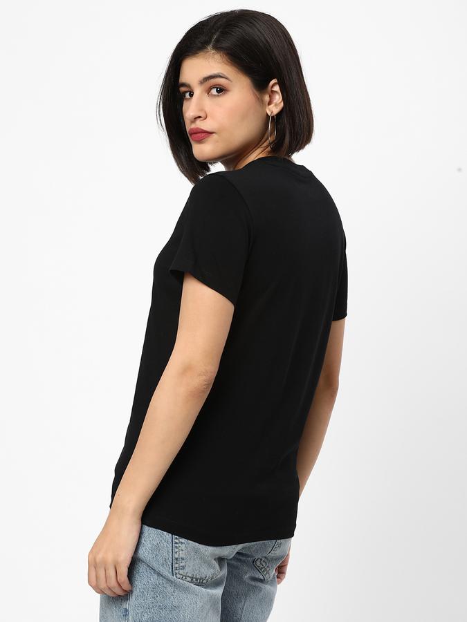 Women Graphic Print Round-Neck T-Shirt image number 2