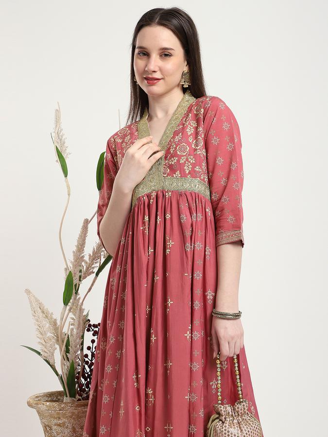 Women Polyester Regular Fit V Neck Embroidered Kurta