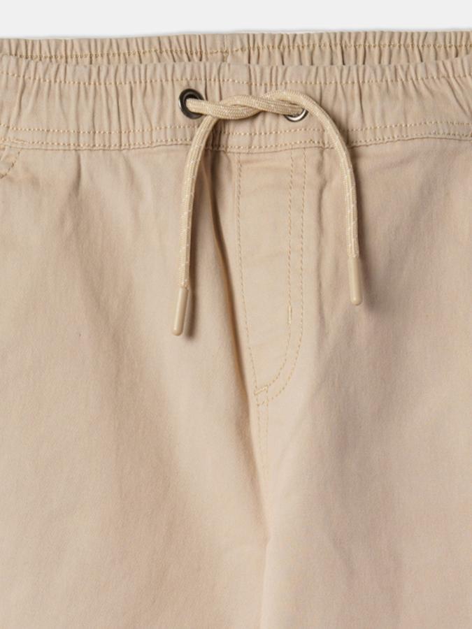 Boys Mid-Rise Straight Fit Trousers image number 3