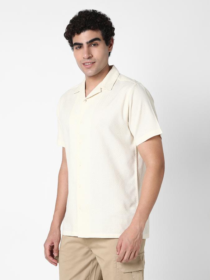 Men Cotton Relaxed Fit Camp Collar Solid Shirt