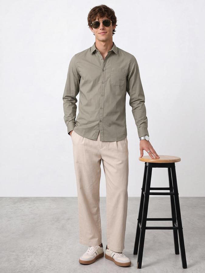 R&B Men Sage Solid Long Sleeves Regular Fit Shirt