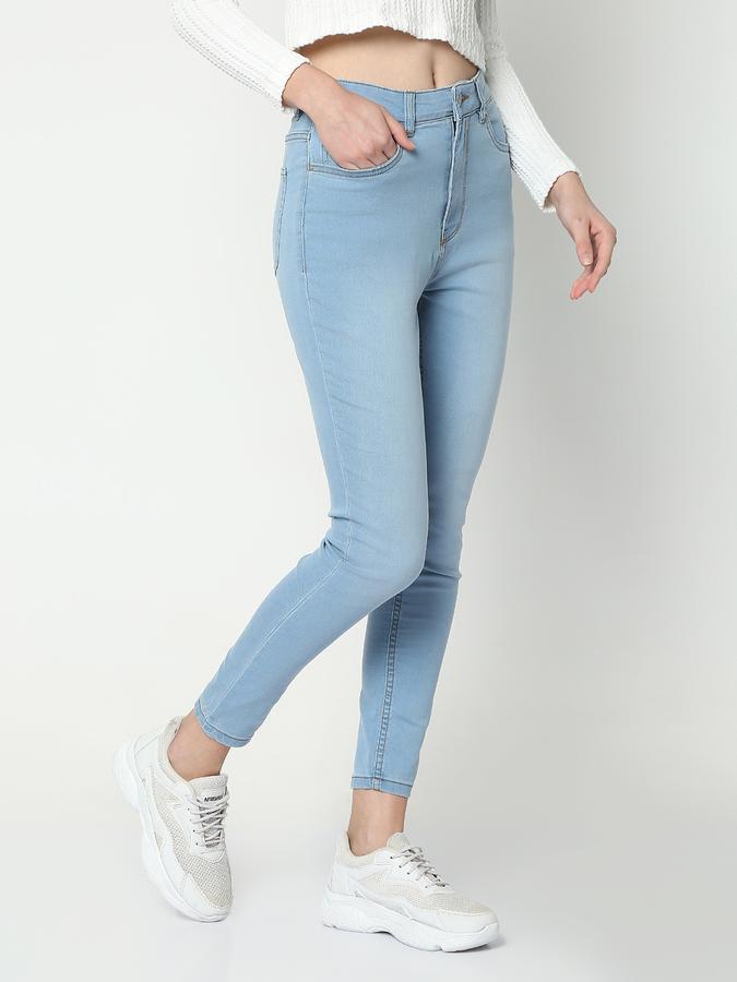 Women Mid-Rise Skinny Jeans image number 2