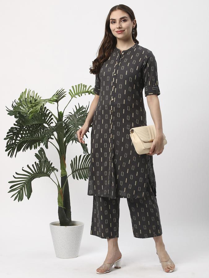 Women Solid Fashion Bottoms image number 1