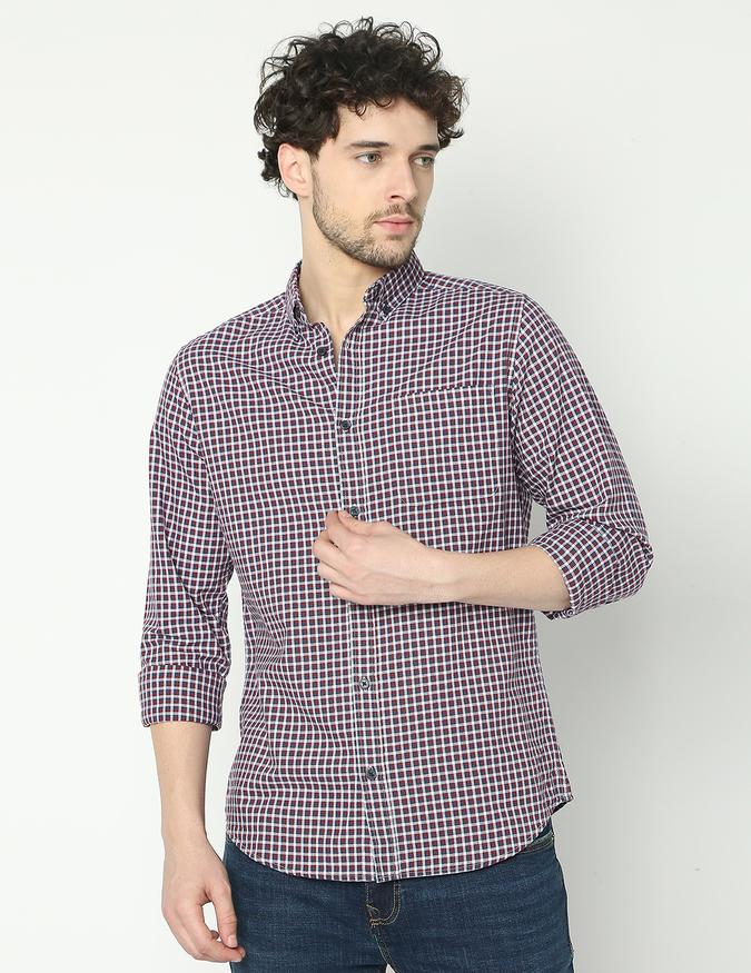 Men Checked Regular Fit Shirt image number 0