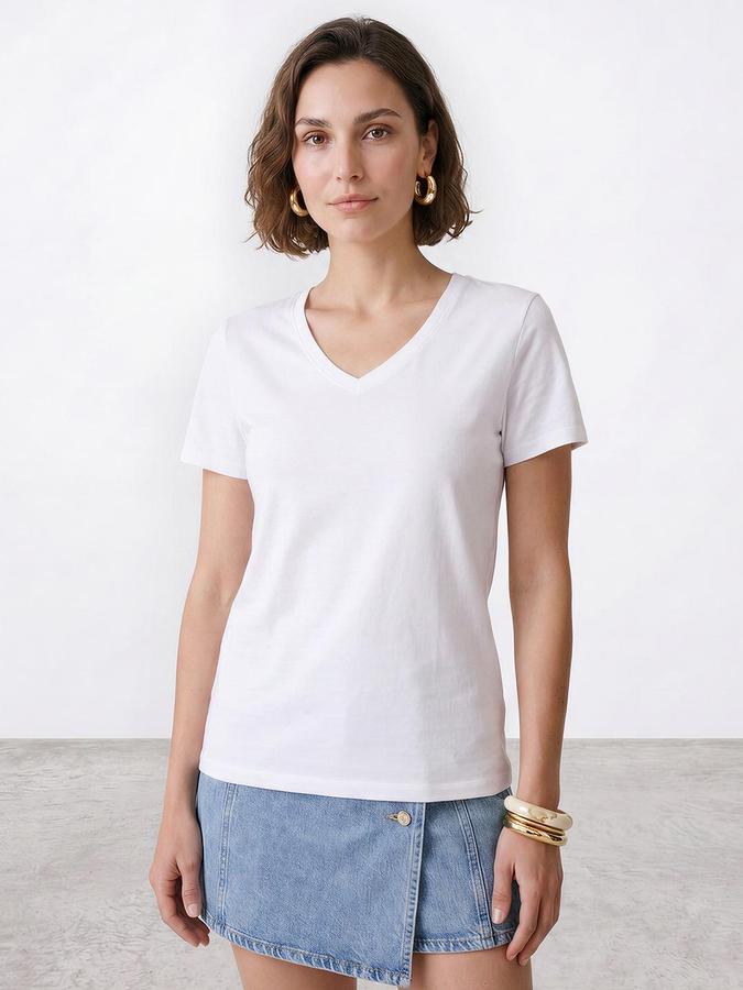 R&B Women White Short Sleeve V Neck Solid T-Shirt