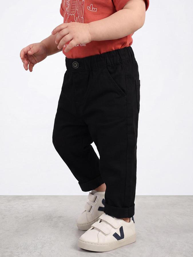 R&B Boys Black Solid Pure Cotton Bottom Roll-up Pant with Elasticated Waist