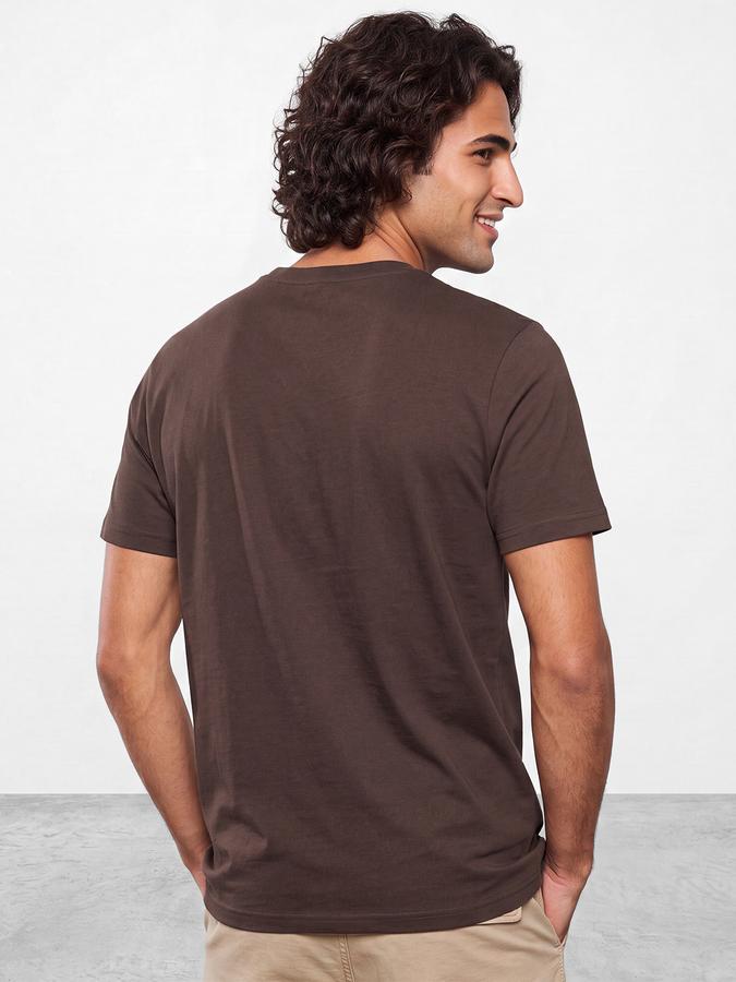 R&B Men Golden Brown Typographic Print Short Sleeves Pure Cotton Tshirt