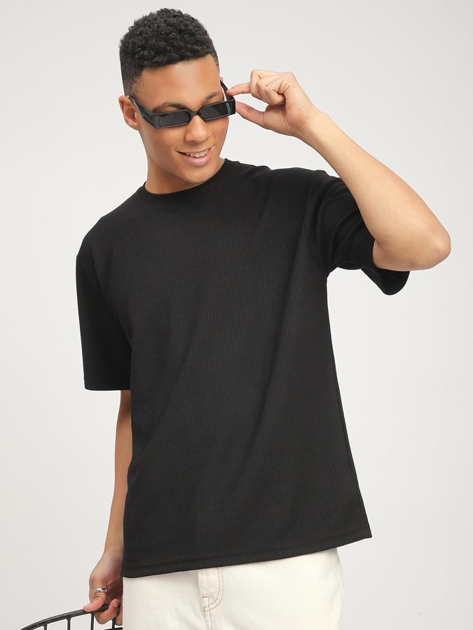 Men Polyester Regular Fit Crew Neck Textured T-shirt