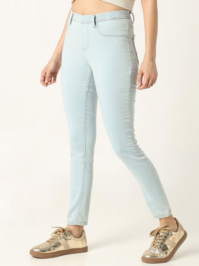 R&B Women Light Blue Slim Fit Mid-Rise Jeans