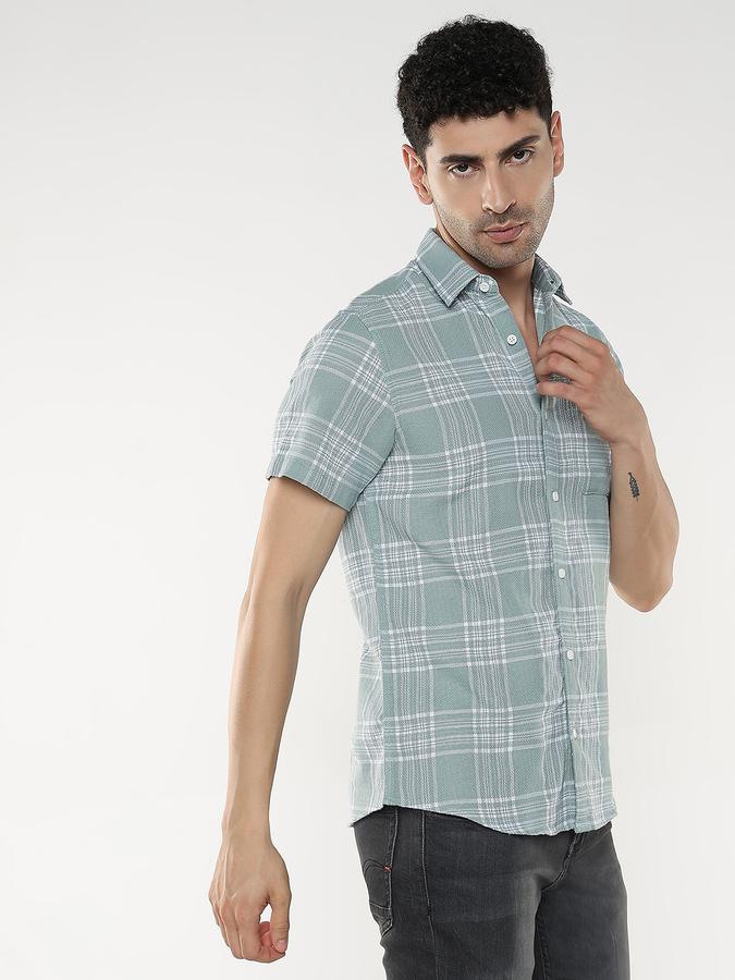Men Cotton Regular Fit Point Collar Checked Shirt