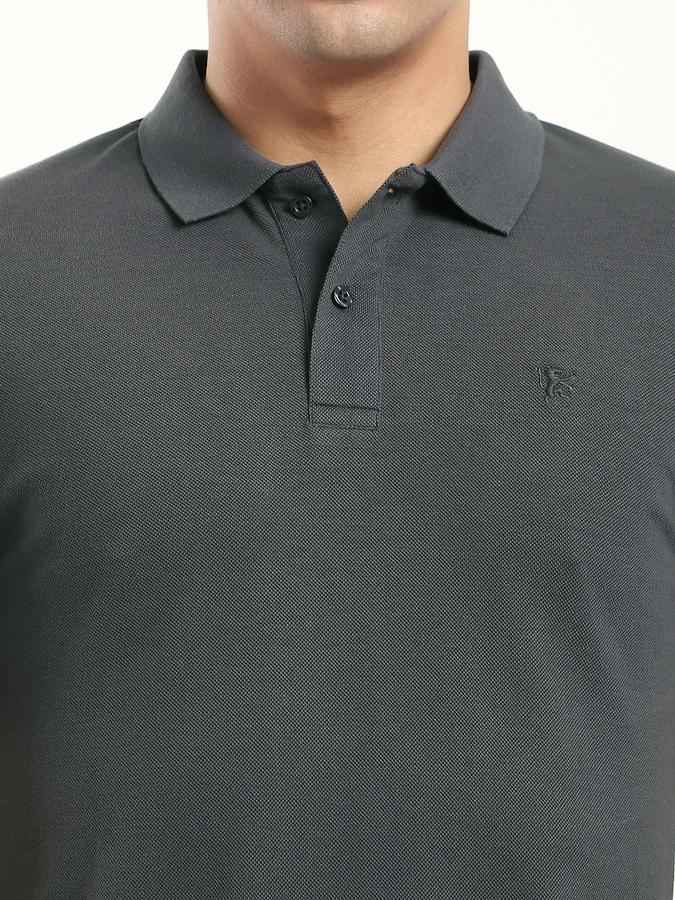 Men Cotton Blend Regular Fit Polo Neck Solid T-shirt