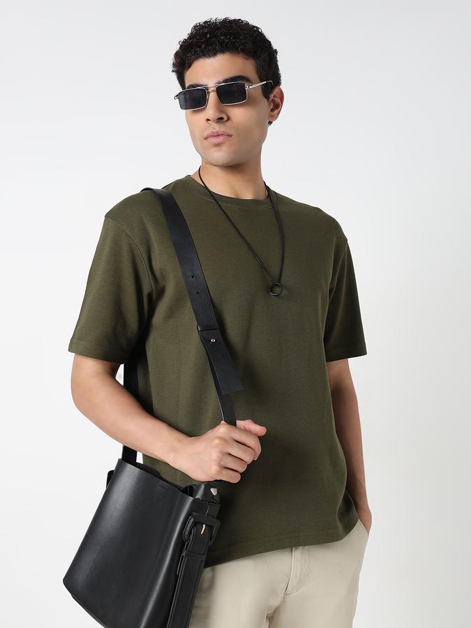 Solid Men Round Neck T-Shirt 
