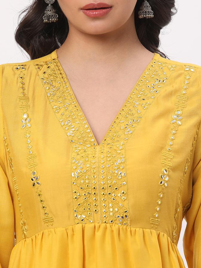 Women Polyester Blend Regular Fit V Neck Embellished Kurta