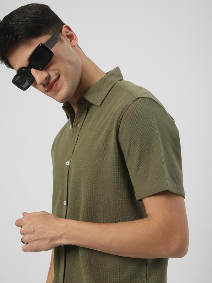Men Regular Fit Shirt image number 0