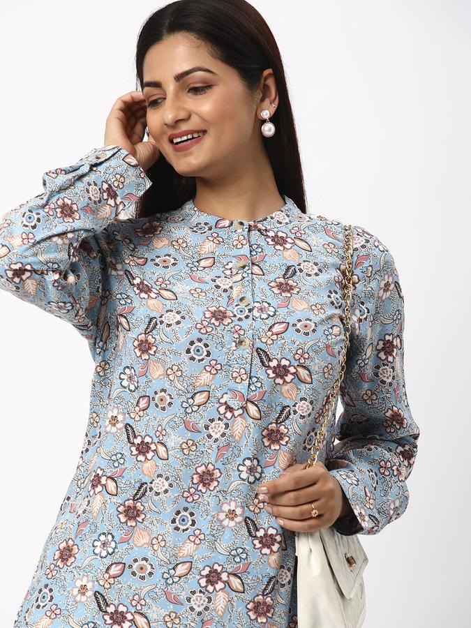 R&B Women Blue Tops image number 0