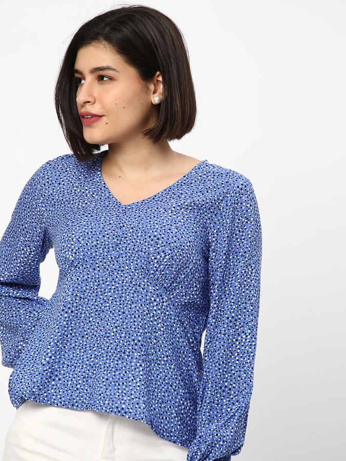 R&B Women Blue Tops image number 0