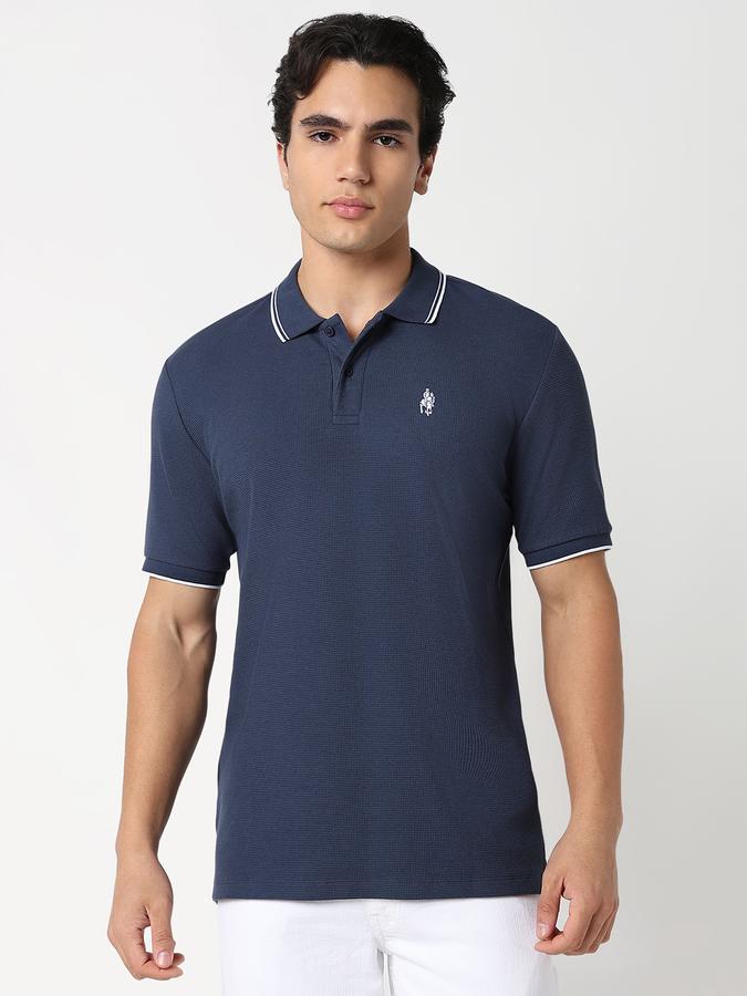 Self Design Men Peter Pan Collar T-Shirt image number 0