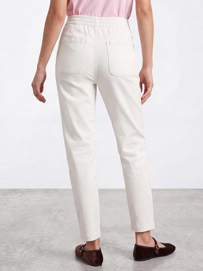 R&B Women Ivory Tapered Fit Jogger Waist Jeans