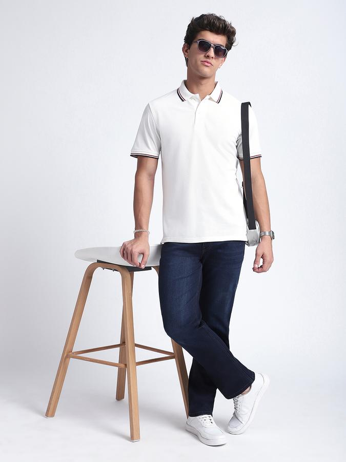 Men Cotton Blend Slim Fit Polo Neck Solid T-shirt