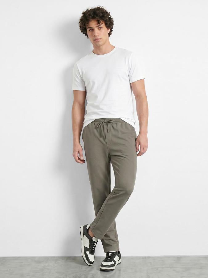 R&B Men's Olive Regular Fit Trousers