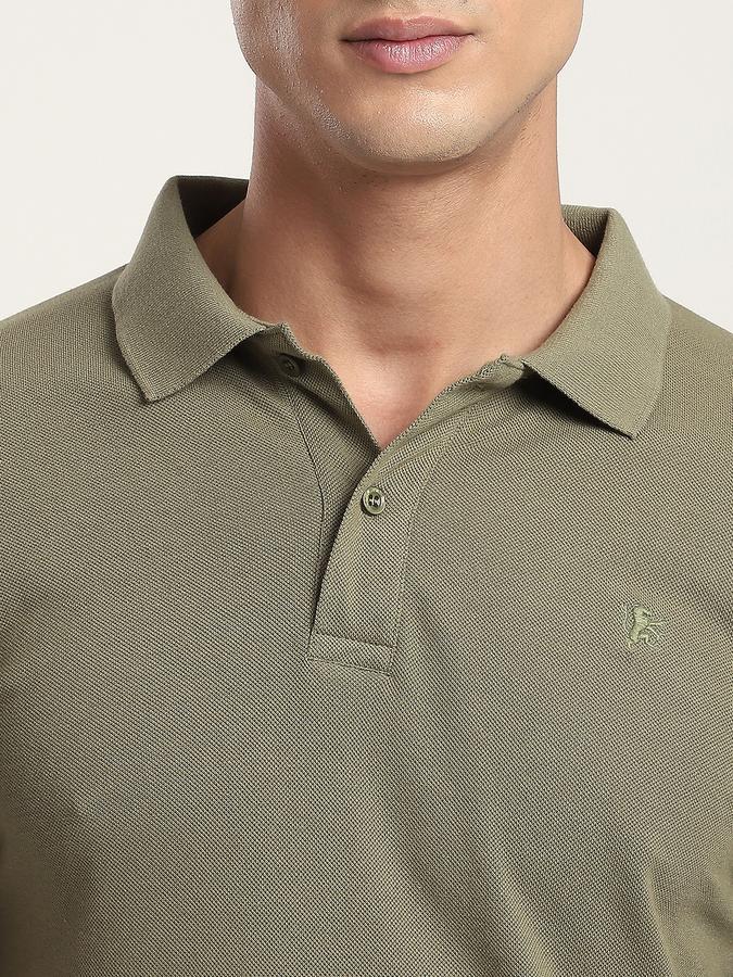 Men Cotton Blend Regular Fit Polo Neck Solid T-shirt