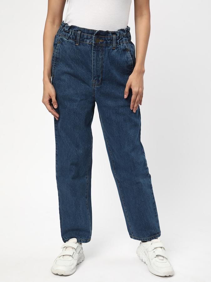 Women Mid-Wash Relaxed Fit Jeans image number 0