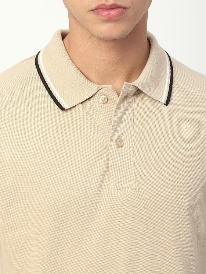 Men Cotton Blend Slim Fit Polo Neck Solid T-shirt