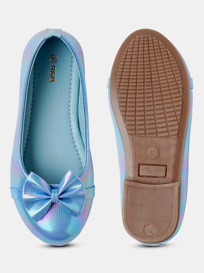 Girls Slip-On Shoes image number 3