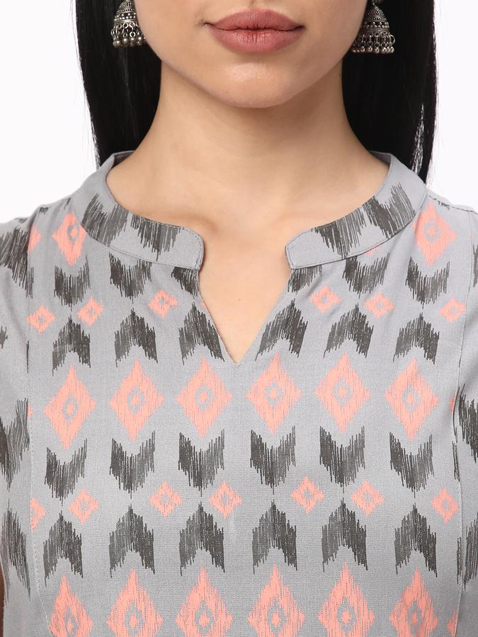 R&B Women Grey Kurtas image number 3