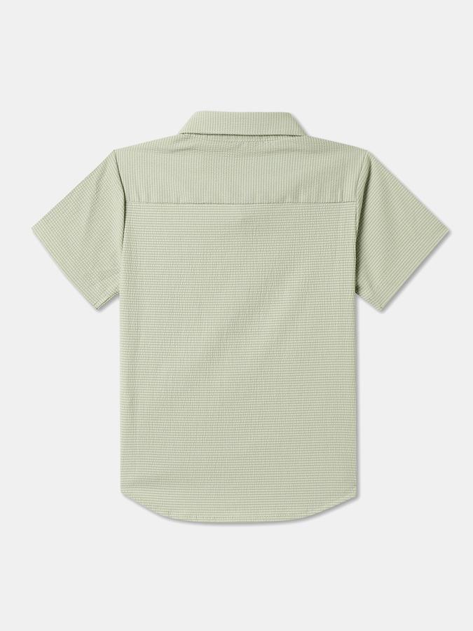 Boys Solid Casual Shirt image number 1