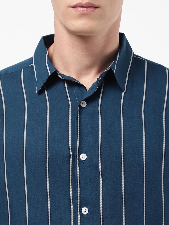 R&B Men Indigo Casual Shirts image number 3