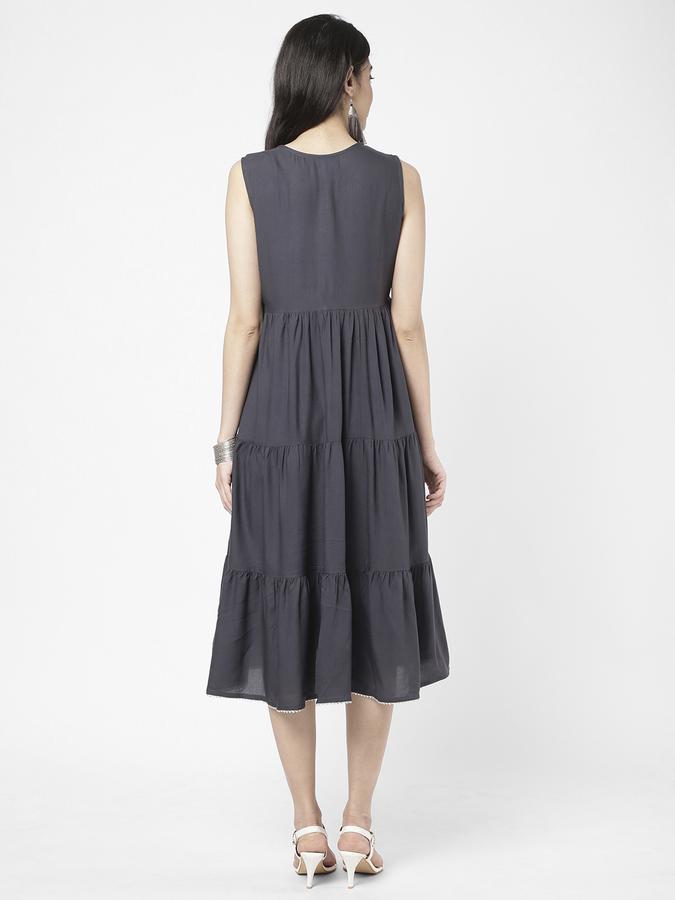 R&B Women Grey Kurtas image number 2