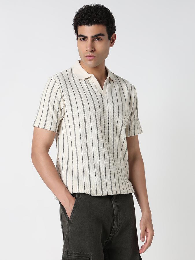 Printed Men Polo Neck T-Shirt image number 3